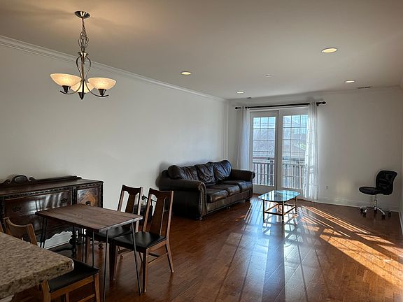 5th image of 800 Admirals Way Unit 1828