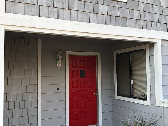 3rd image of 2169 N 10th Ave
