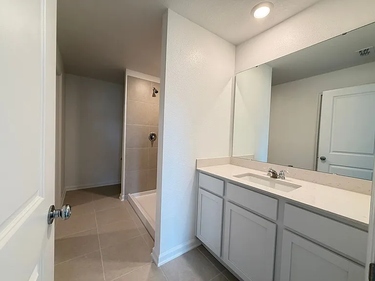 1116 Tyler Loop — Photo 27