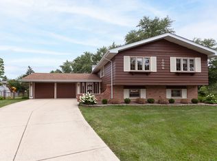 1006 Cobble Hill Ct, Hoffman Estates, IL 60169