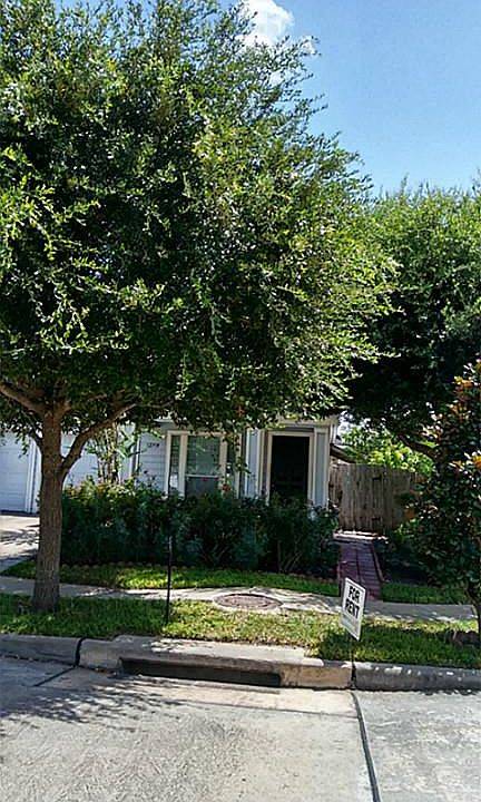 1st image of 12739 Wisteria Park Dr