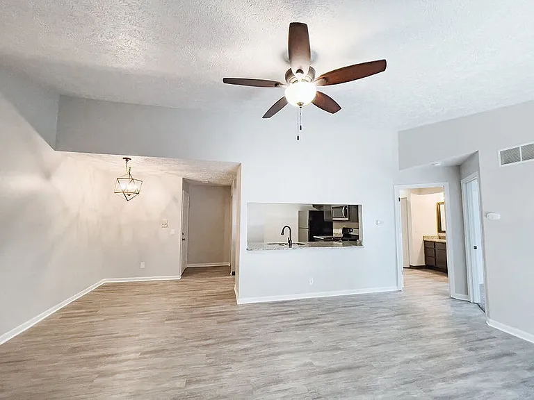 Hardwoods-style floors in select apartments!