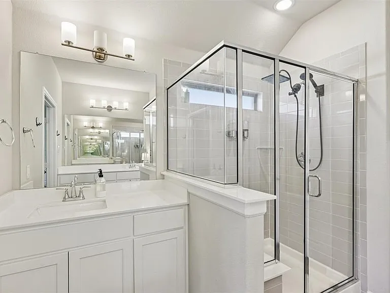 312 Scenic Point Dr — Photo 25