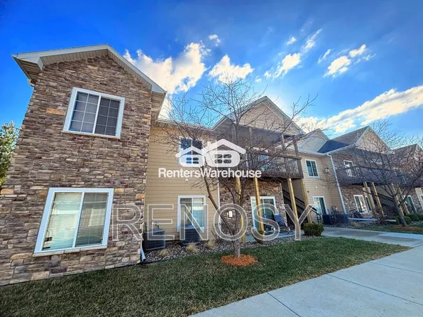 2000 Meadow Ct, Des Moines, IA