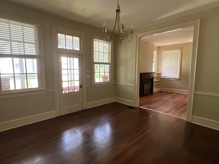 702 Cloverdale Rd — Photo 5