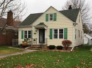 3026 Davenport Ave, Davenport, IA 52803