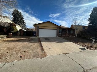 2084 S Rifle Street, Aurora, CO 80013