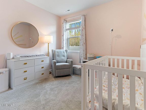 4th image of 704 Ripple Court