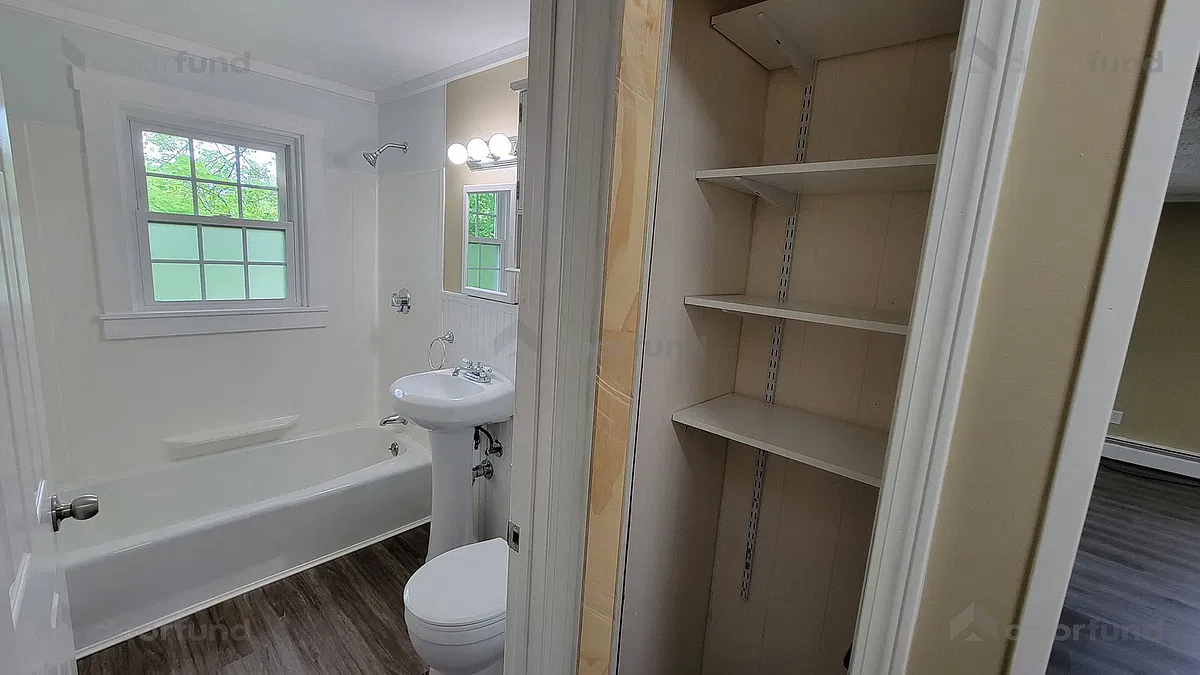Building Photo - 16 Harvard Rd #8-H