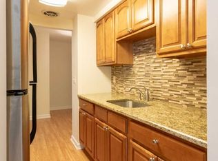 150 County Rd APT 29, Tenafly, NJ 07670