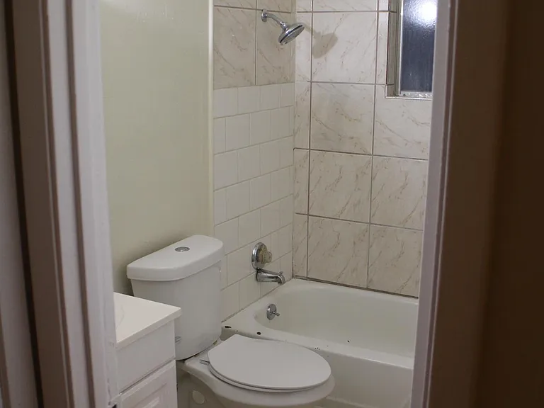 223 Kelsey Ave #3 — Photo 8