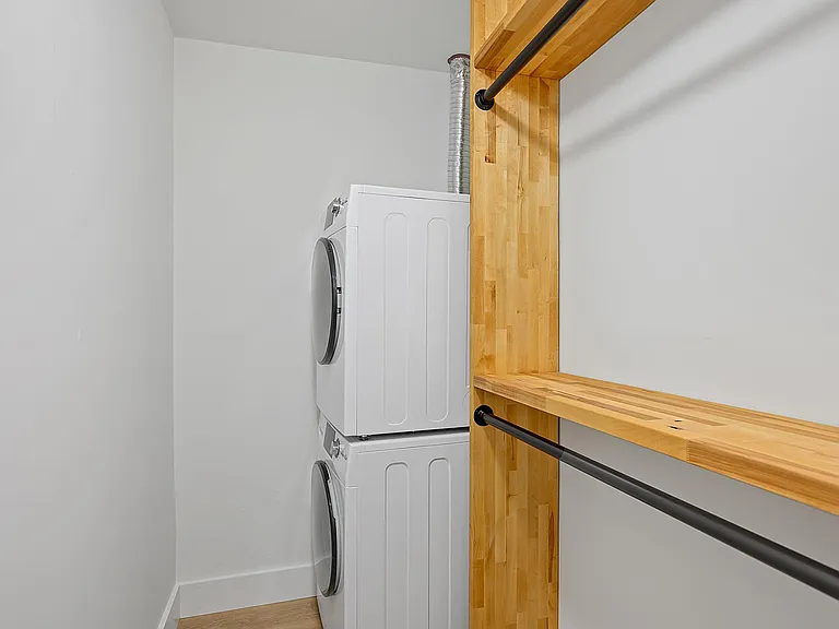539 Hale Ave #4 — Photo 6