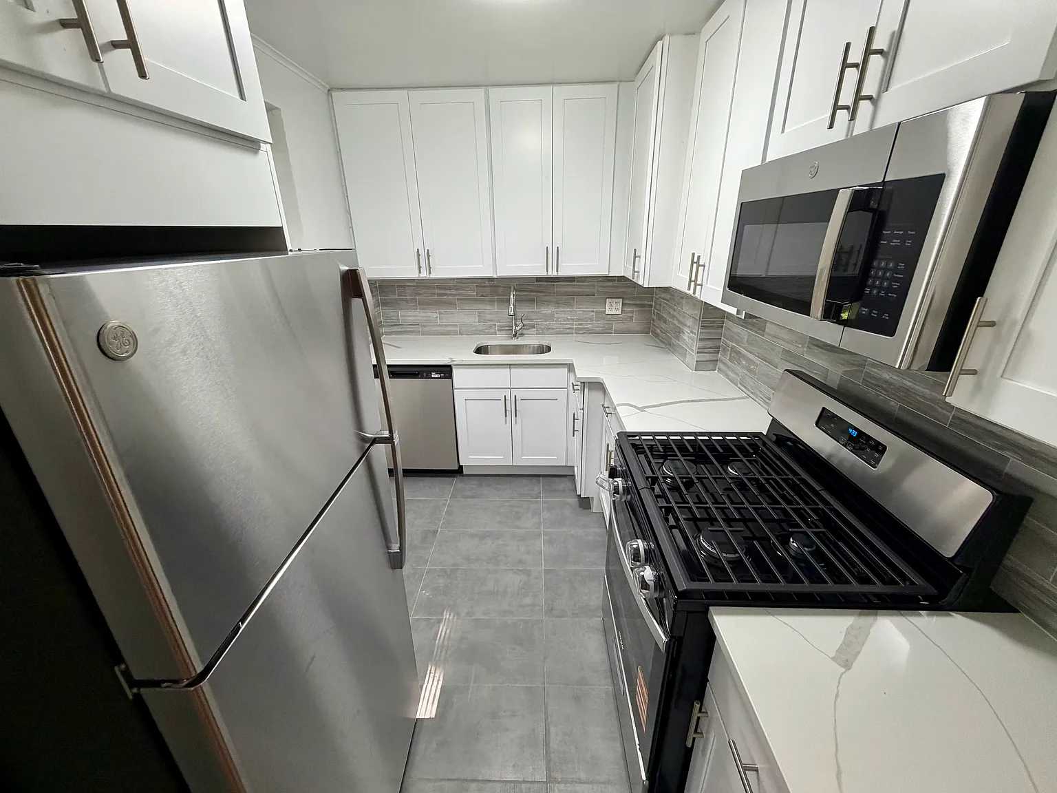 71st Cres, Fresh Meadows — Photo 2