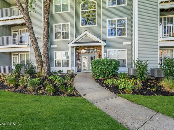 394 Saint Andrews Place, Manalapan, NJ 07726