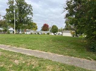 711 N 4th St, Shelbyville, IL 62565