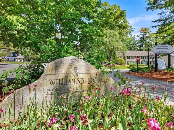 291 Wellman Ave #291, North Chelmsford, MA 01863