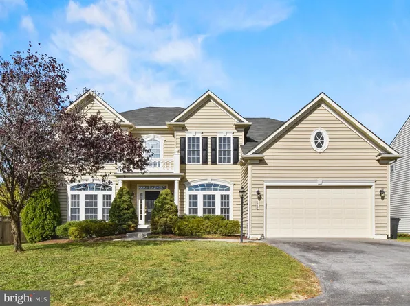 218 Princess Caroline Ct, Edinburg, VA 22824