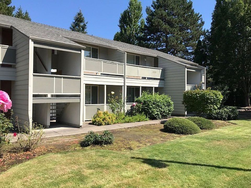 1st image of 13775 SW Larch Pl APT 6