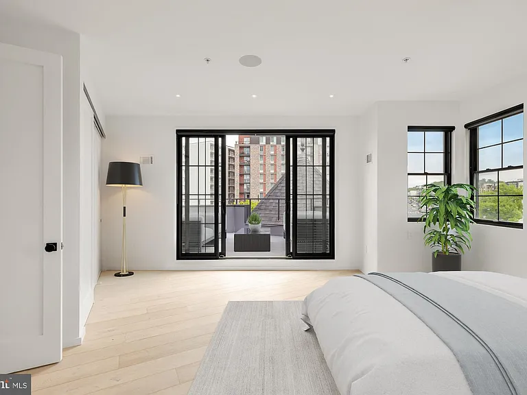 1451 Maryland Ave NE #PENTHOUSE — Photo 10