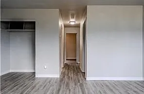 3 bed, 1.0 bath, 850 sqft, $1,000 — Photo 3
