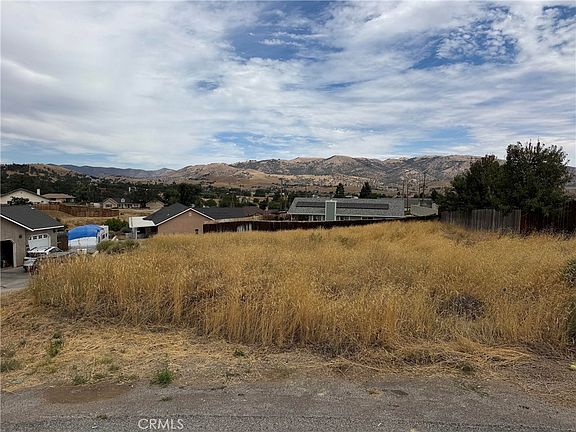 2nd image of 21105 Hillcrest Ct