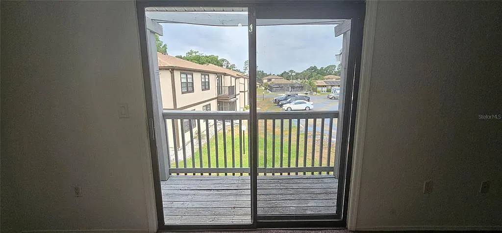 2 bed, 2.0 bath, 960 sqft, $1,400 — Photo 4