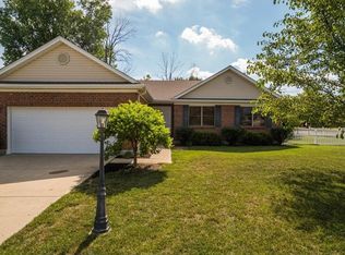 8520 Deergate Dr, Dayton, OH 45424