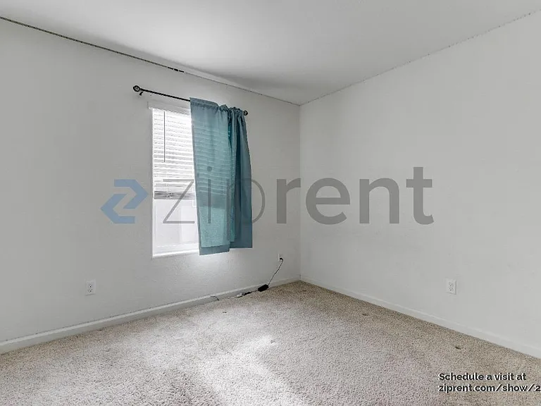 174 Sullivan Dr — Photo 17