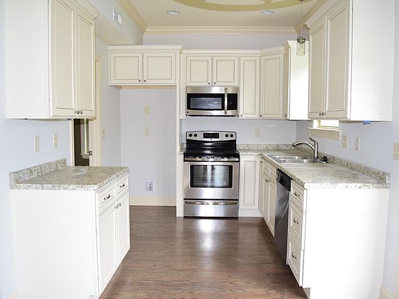 4th image of 6854 Village Lake Cir Unit 62
