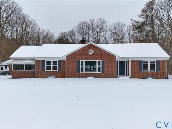 767 Fairgrounds Rd, Farmville, VA 23901