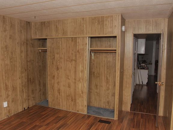 5th image of 510 Saddlebrook Dr #37