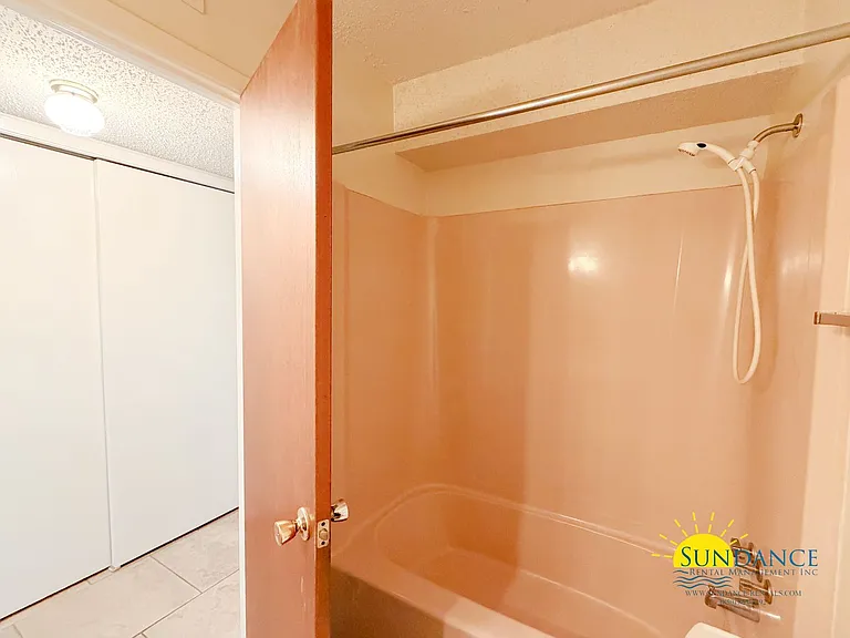 11 Oak Ln — Photo 16