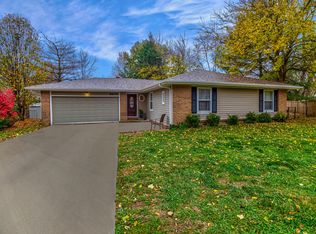 3674 W State St, Springfield, MO 65802