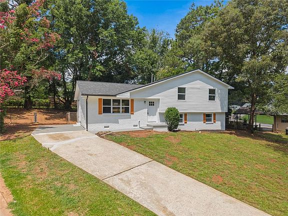 3rd image of 8081 Picadilly Ct