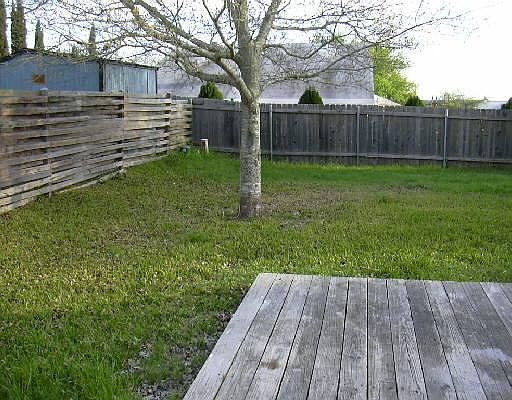 5th image of 10322 APPOMATTOX DR