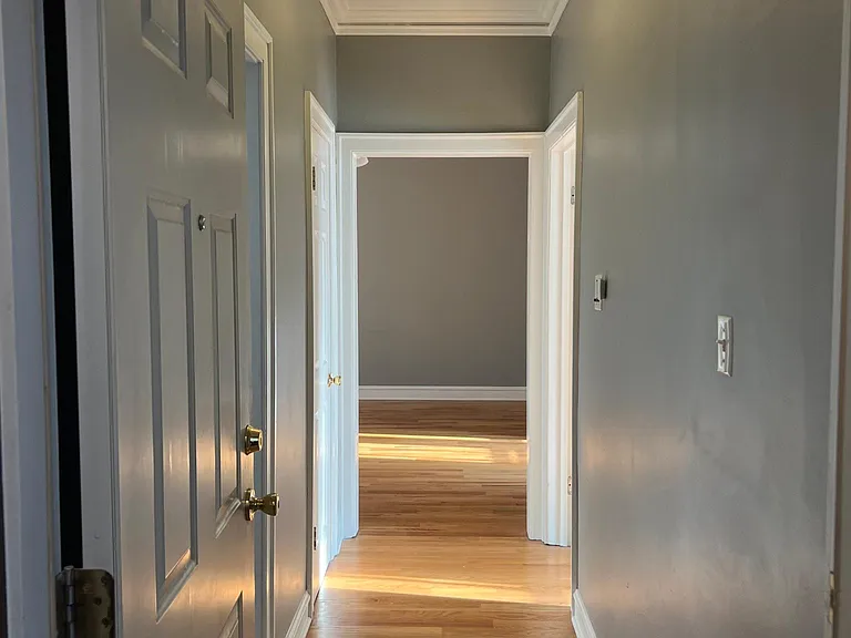 3026 W Palmer Blvd #2S — Photo 1