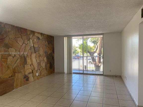 3rd image of 8421 NW 8th St APT 203