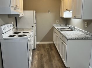 600 14th Ave SW #4, Austin, MN 55912