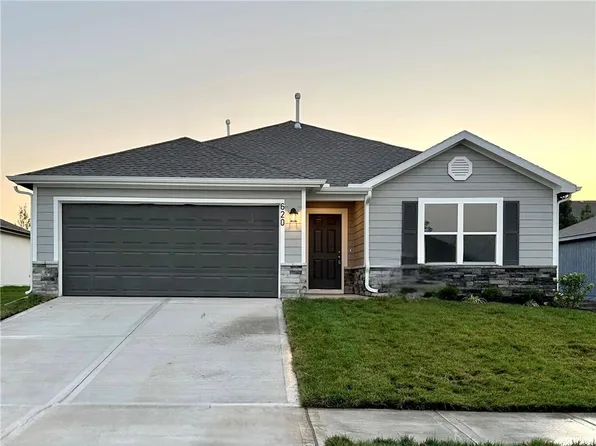 620 N Pear St, Gardner, KS 66030