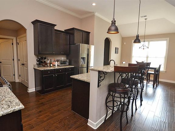 4th image of 2244 Fountain Brook Ln