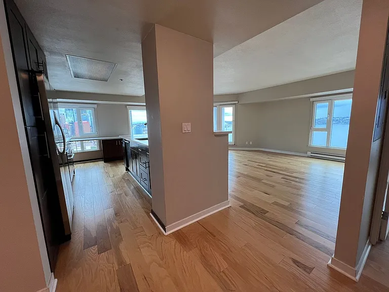 121 Vine St #2201 — Photo 37