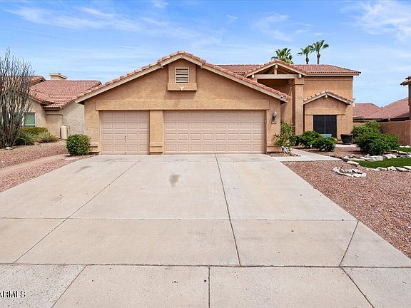 5th image of 3912 E Desert Flower Lane