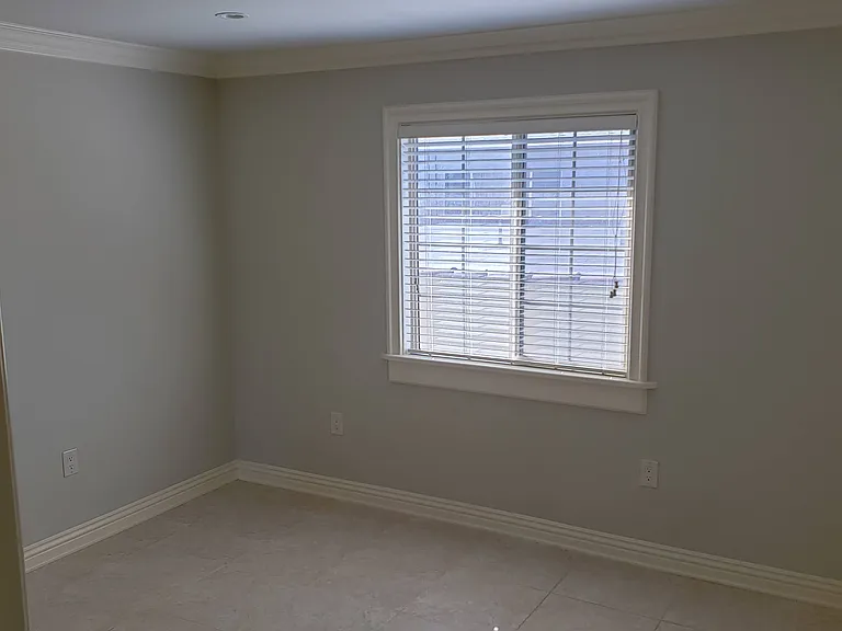 2520 Hauser Blvd — Photo 7