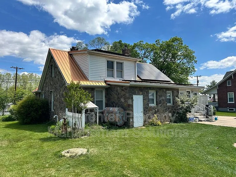 3922 Churchville Ave — Photo 38