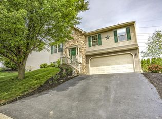 316 Amanda Ct, Marietta, PA 17547