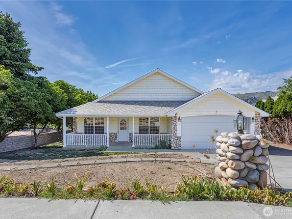 1718 6th St SE, East Wenatchee, WA 98802