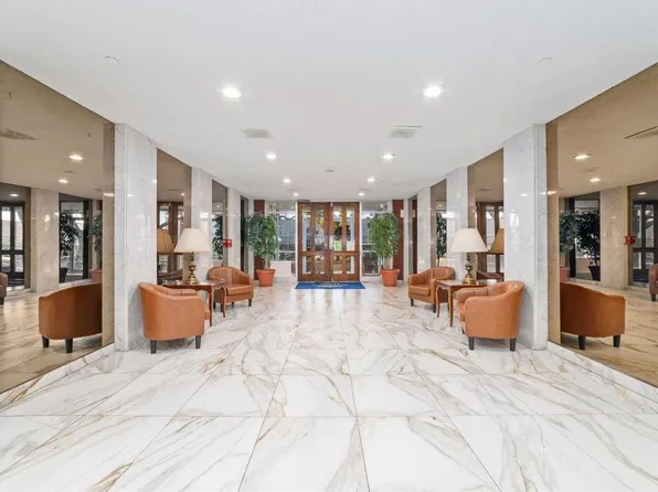 7520 Hornwood Dr #207W, Houston, TX 77036