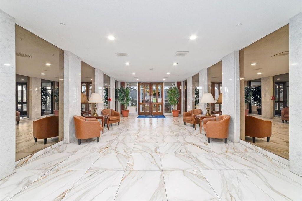 7520 Hornwood Dr #207W, Houston, TX 77036 condo