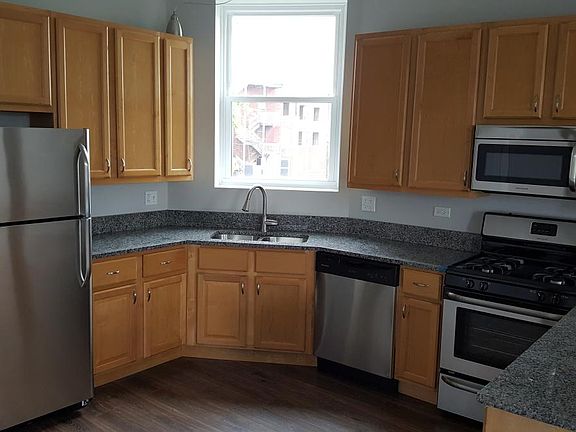 2nd image of 3256 W Ogden Ave #3
