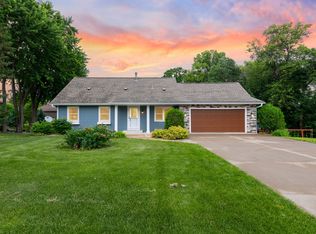 7444 Peony Ln N, Maple Grove, MN 55311